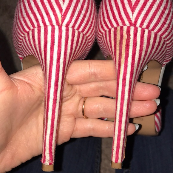 Miu Miu Red & white striped bow knot sanda… - Picture 3 of 8